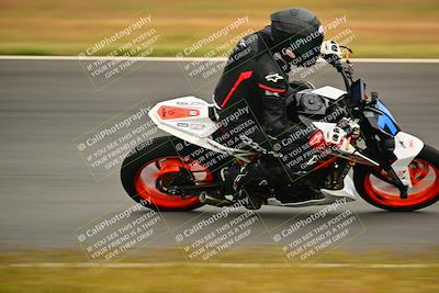 media/Apr-14-2024-Classic Track Day (Sun) [[4353457701]]/Race 8/